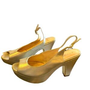 Sacha London Leather Platform Block Heels Cream Gold Size 9